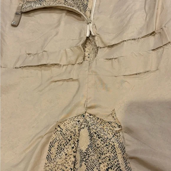 Dana Buchman 100% Silk Snake Print Pencil Skirt Size 4 Neutral - Picture 13 of 13